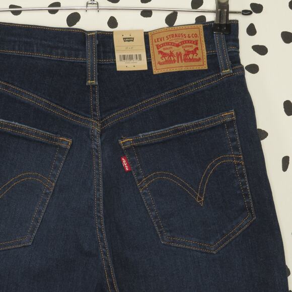 Levi’s Distressed Ribcage Straight Ankle Jeans - Picture 6 of 13